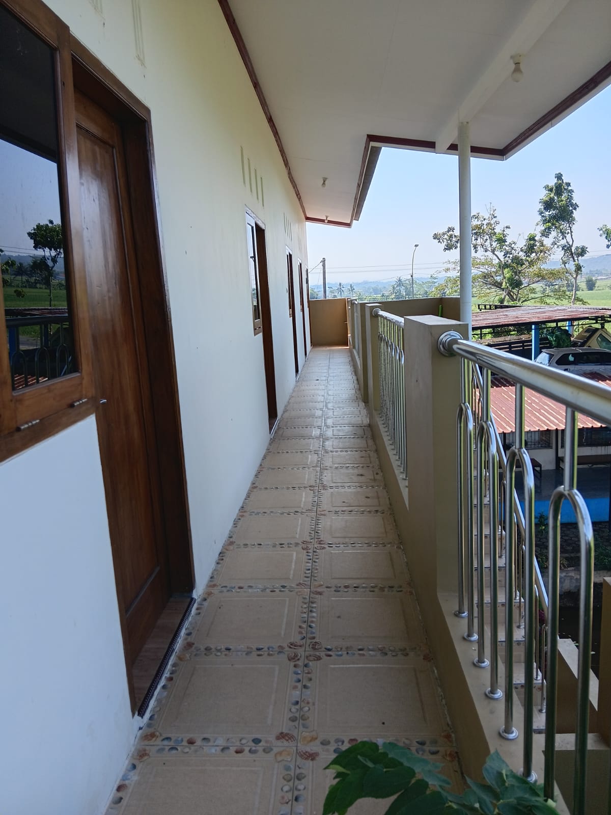 Teras & Koridor Luar